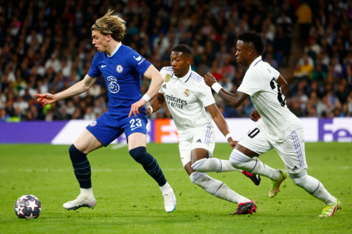 Chelsea x Real Madrid se enfrentando pela Champions League